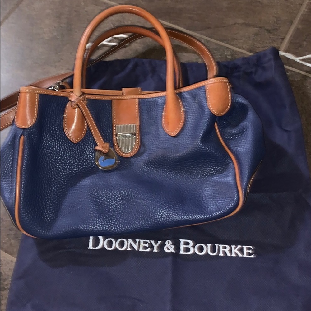 Dooney & Bourke Purse
